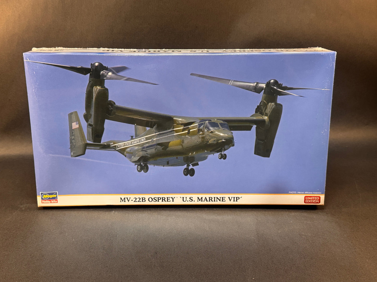 Hasegawa Model Kit 02159 1:72 Scale MV-22B Osprey US Marine VIP