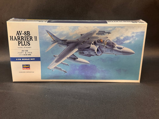 Hasegawa Model Kit D24 1:72 Scale AV-8B Harrier II Plus