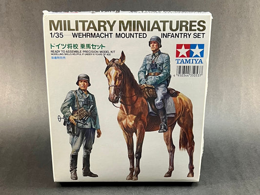 Tamiya Model Kit 35053 1:35 Scale Wehrmacht Mounted Infantry Set