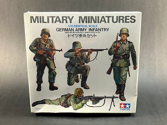 Tamiya Model Kit MM2 1:35 Scale German Army Infantry