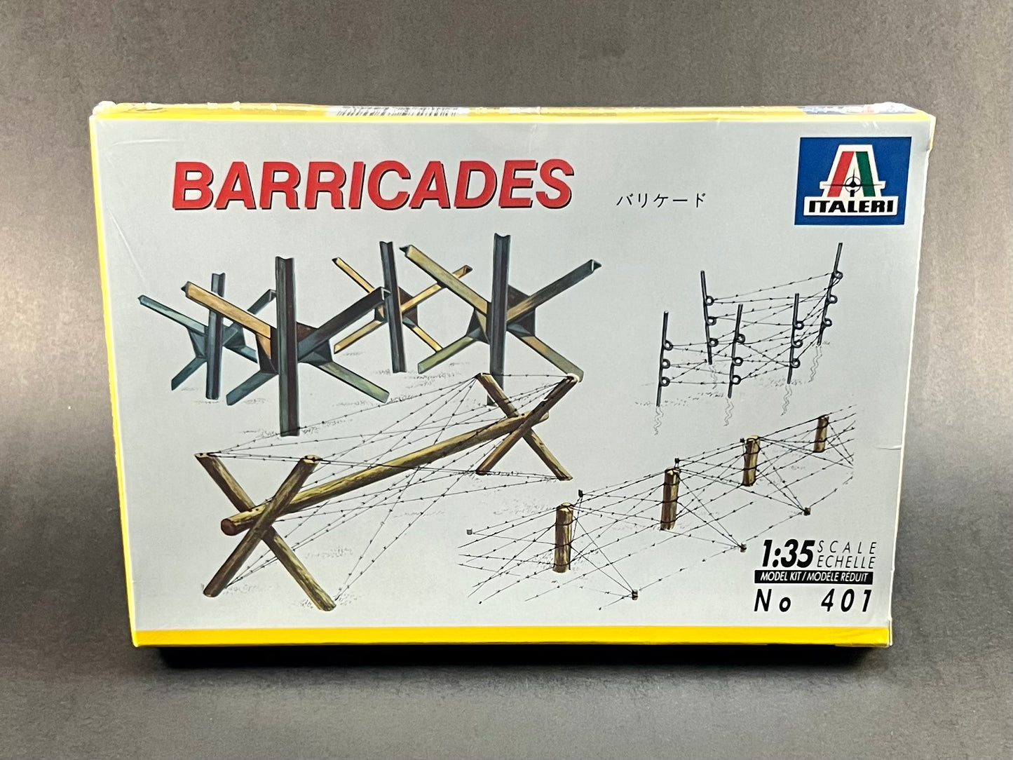 Italeri Model Kit 401 1:35 Scale Barricades