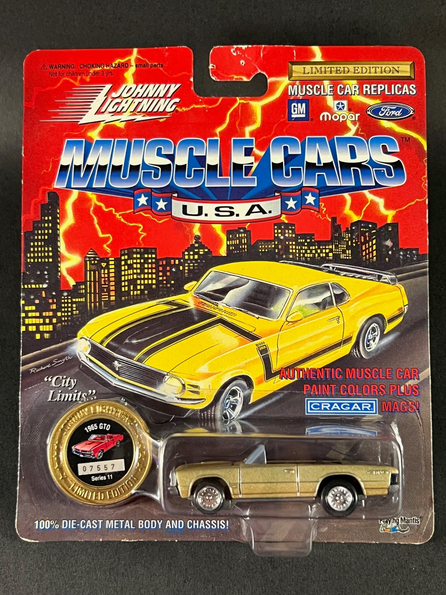 1994 Johnny Lightning Muscle Cars USA Series 11 1965 GTO, Gold #07557