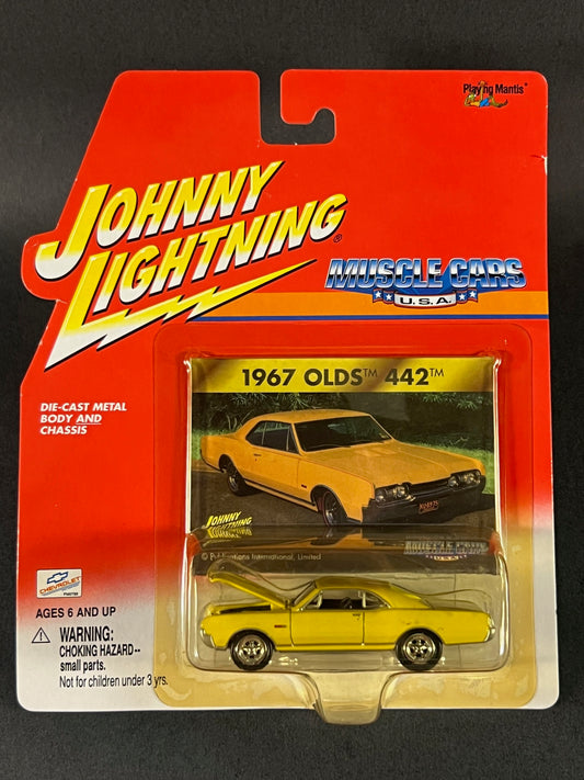 Johnny Lightning 2000 Muscle Cars USA 1967 Olds 442, Yellow