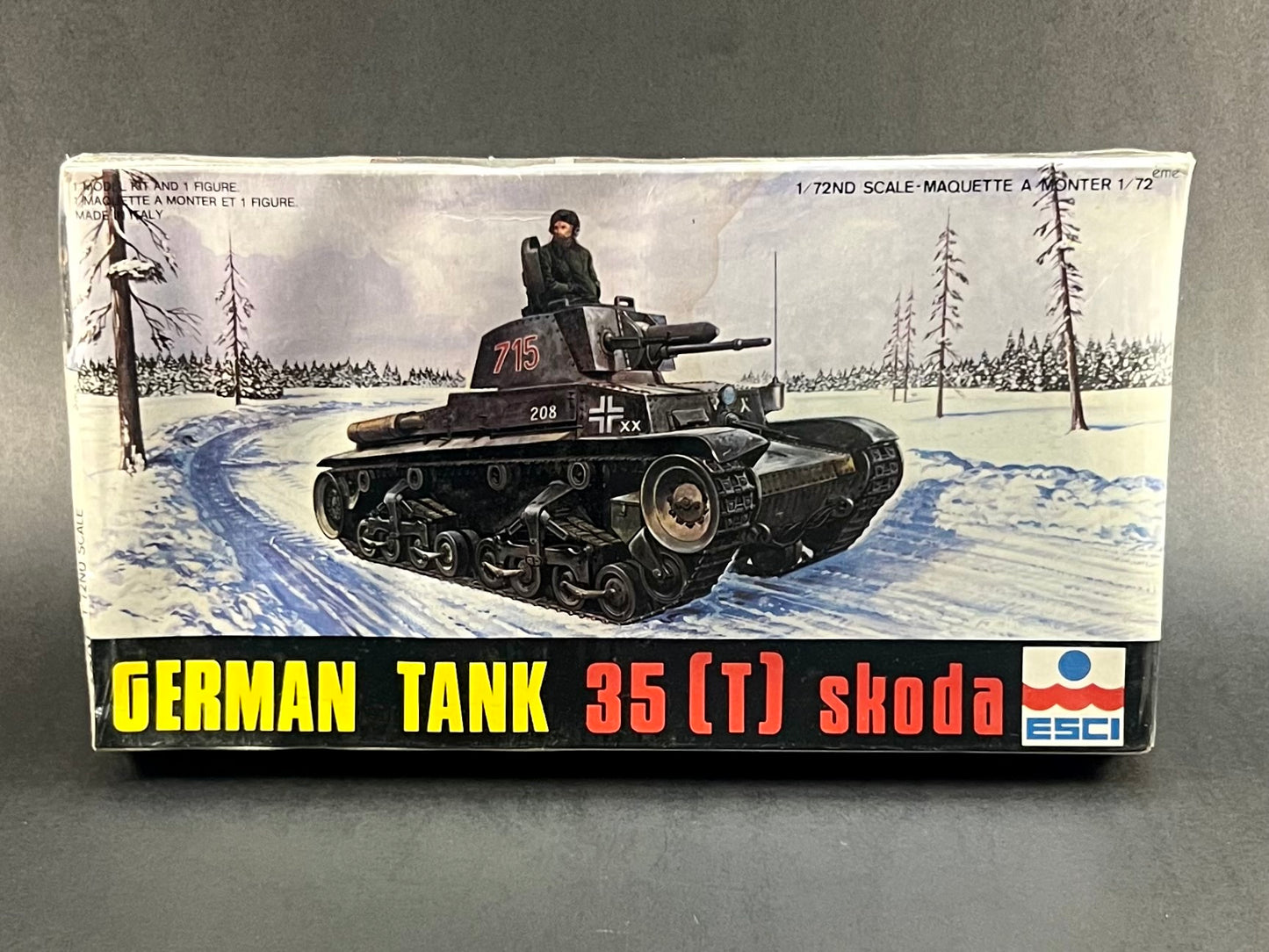 ESCI Model Kit 8025 1:72 Scale German Tank 35(T) Skoda