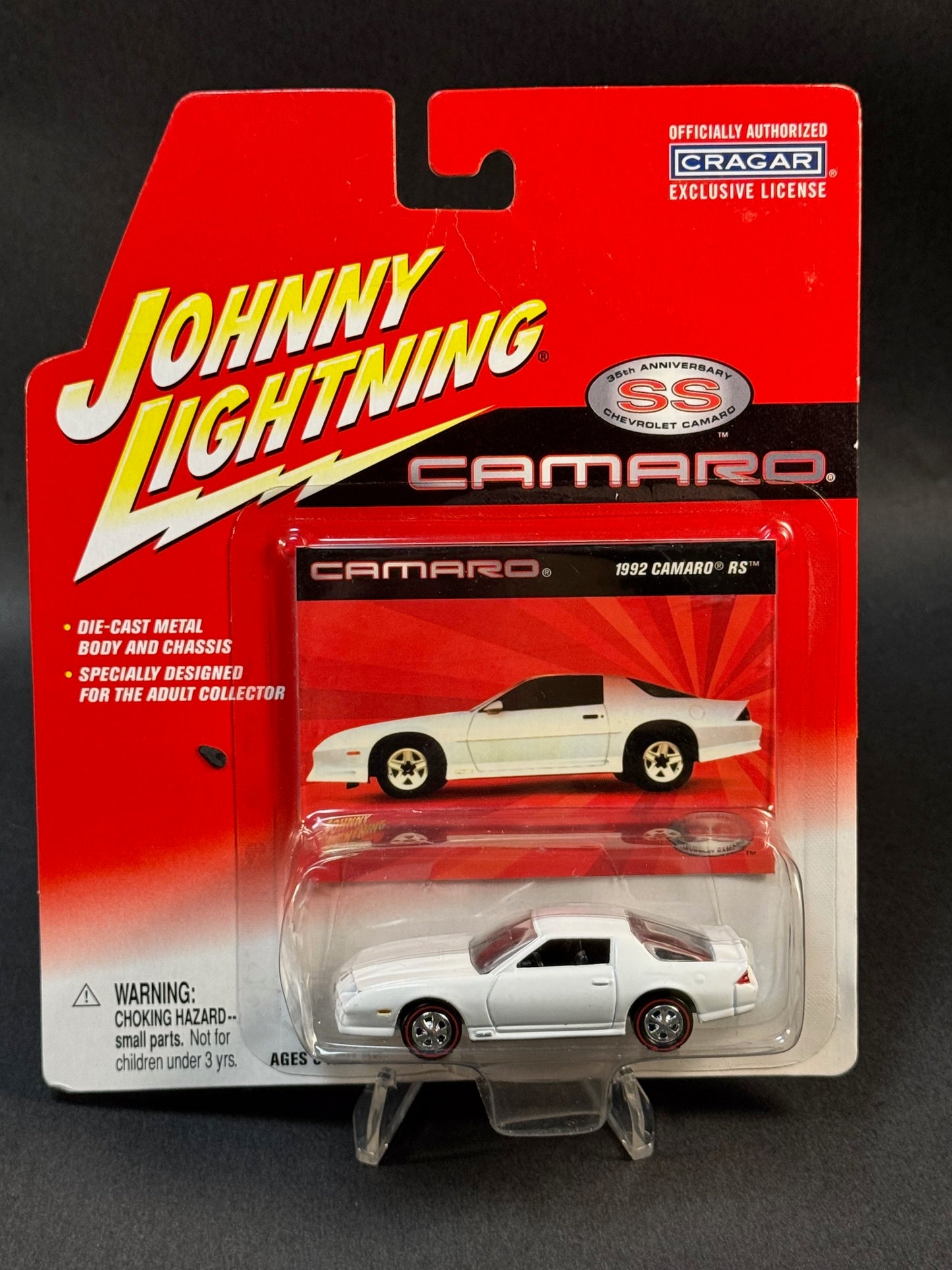 2002 Johnny Lightning 35th Anniversary Camaro SS 1992 Camaro RS, White