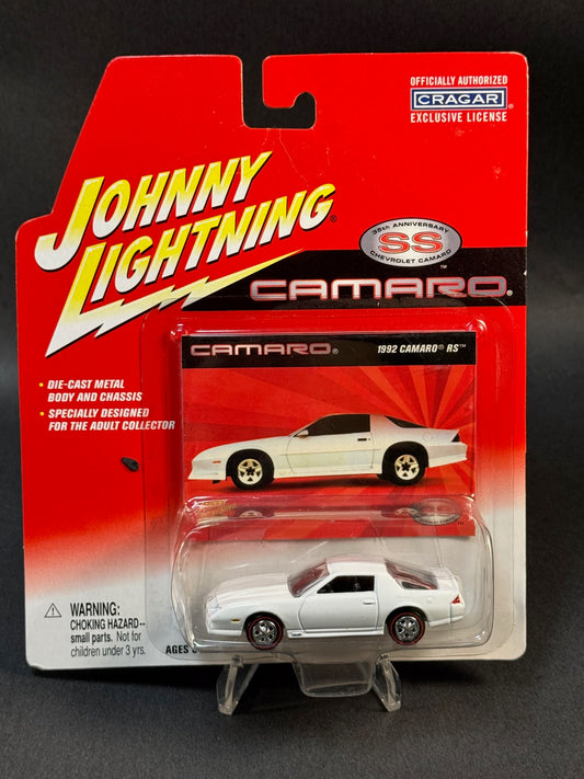 2002 Johnny Lightning 35th Anniversary Camaro SS 1992 Camaro RS, White