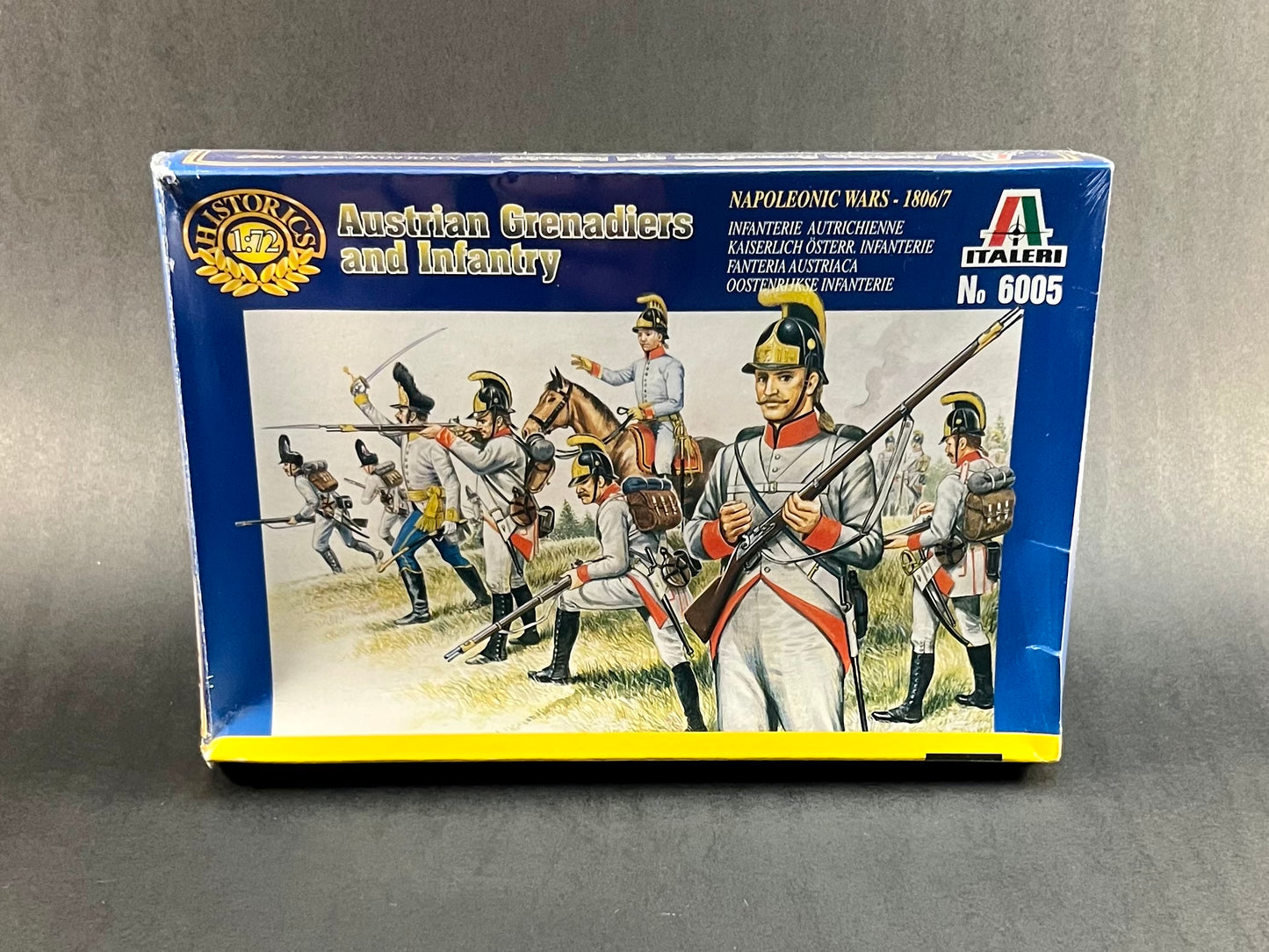 Italeri Model Kit 6005 1:72 Scale Austrian Grenadiers and Infantry