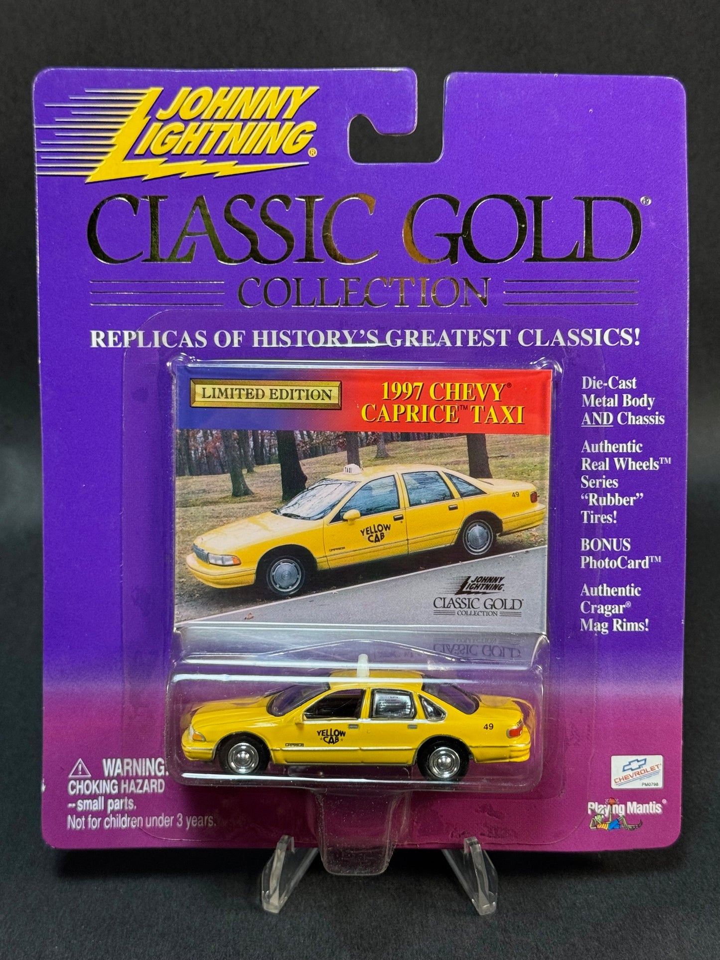 2000 Johnny Lightning Classic Gold Collection 1997 Chevy Caprice Taxi, Yellow