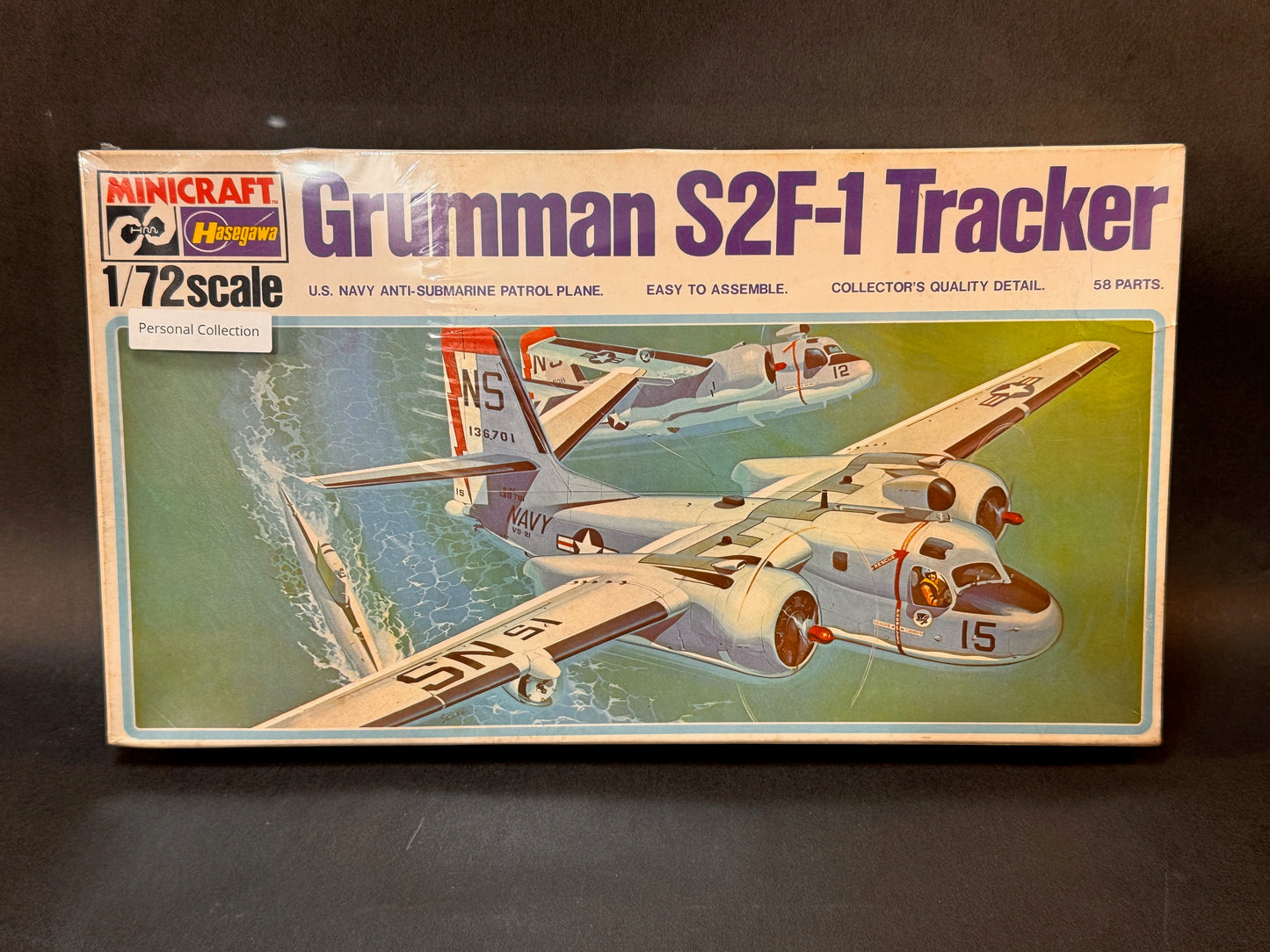MiniCraft Hasegawa Model Kit 102 1:72 Scale Grumman S2F-1 Tracker