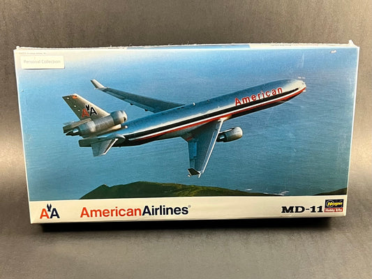 Hasegawa Model Kit LT24 1:200 Scale American Airlines MD-11