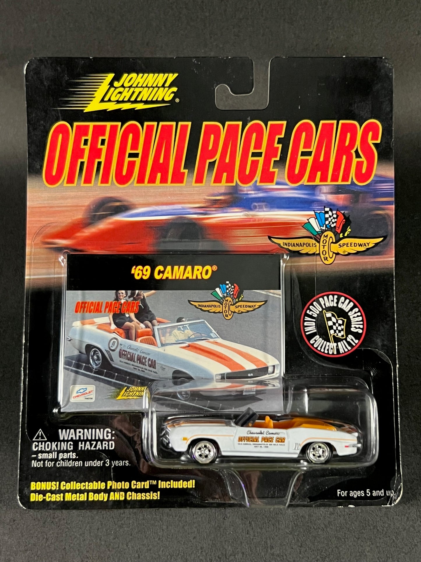 Johnny Lightning 1999 Official Pace Cars '69 Camaro, White