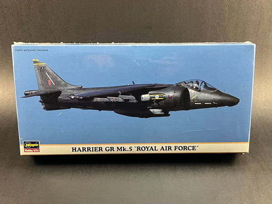 Hasegawa Model Kit 00185 1:72 Scale Harrier GR Mk.5 'Royal Air Force'