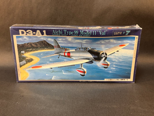 Fujimi Model Kit F7 1:72 Scale D3-A1 Aichi Type 99 Model 11 "Val"