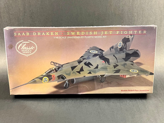 Lindberg Model Kit 2210 1:48 Scale Saab Draken Swedish Jet Fighter