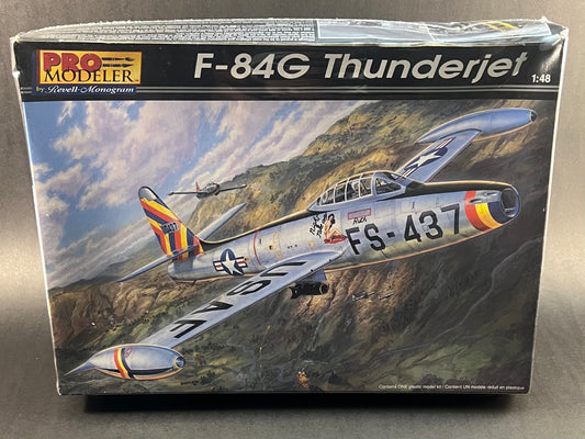 Pro Modeler Kit 85-5951 1:48 Scale F-84G Thunderjet