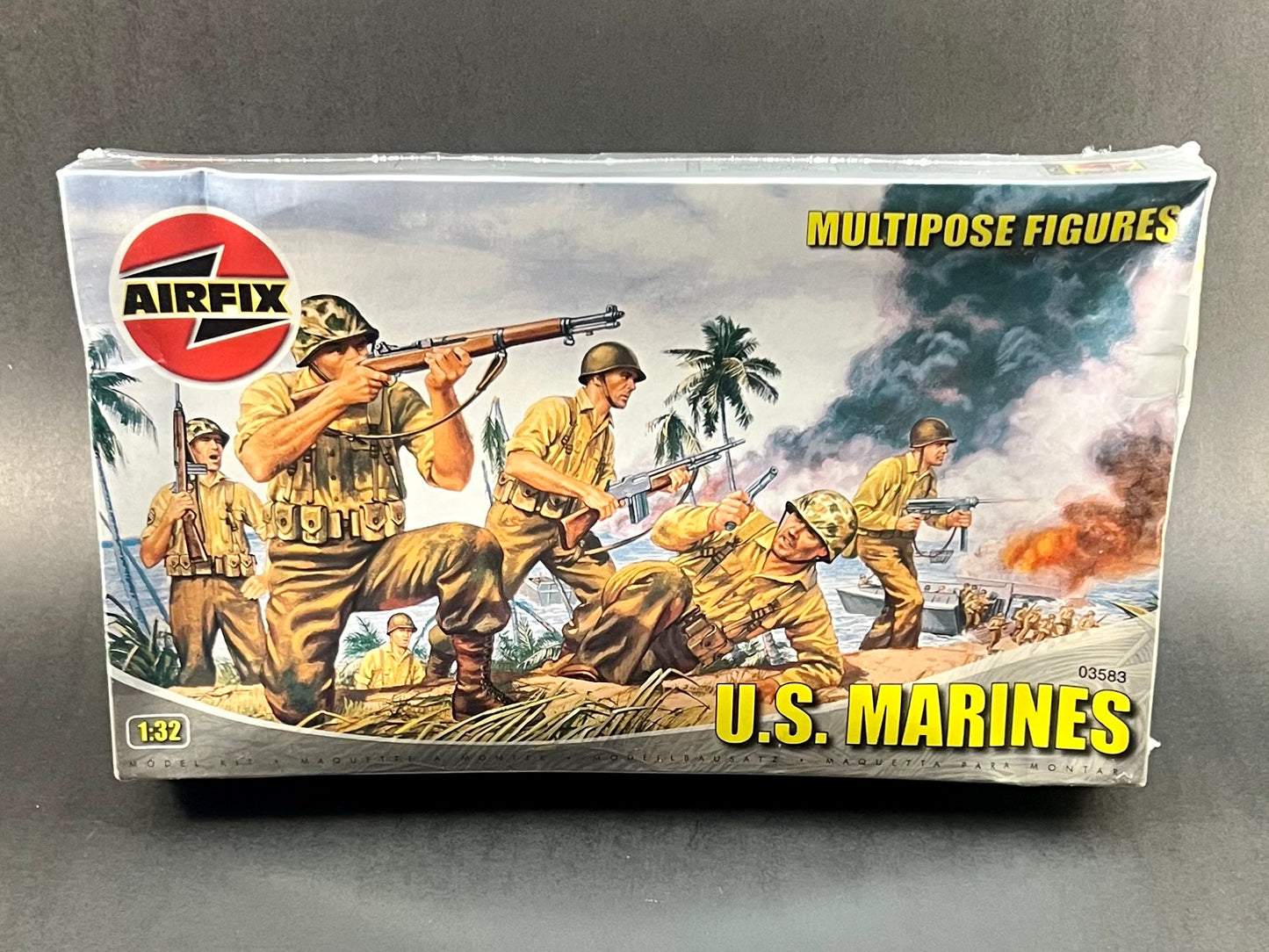 Airfix Model Kit 03583 1:32 Scale US Marines Multipurpose Figures