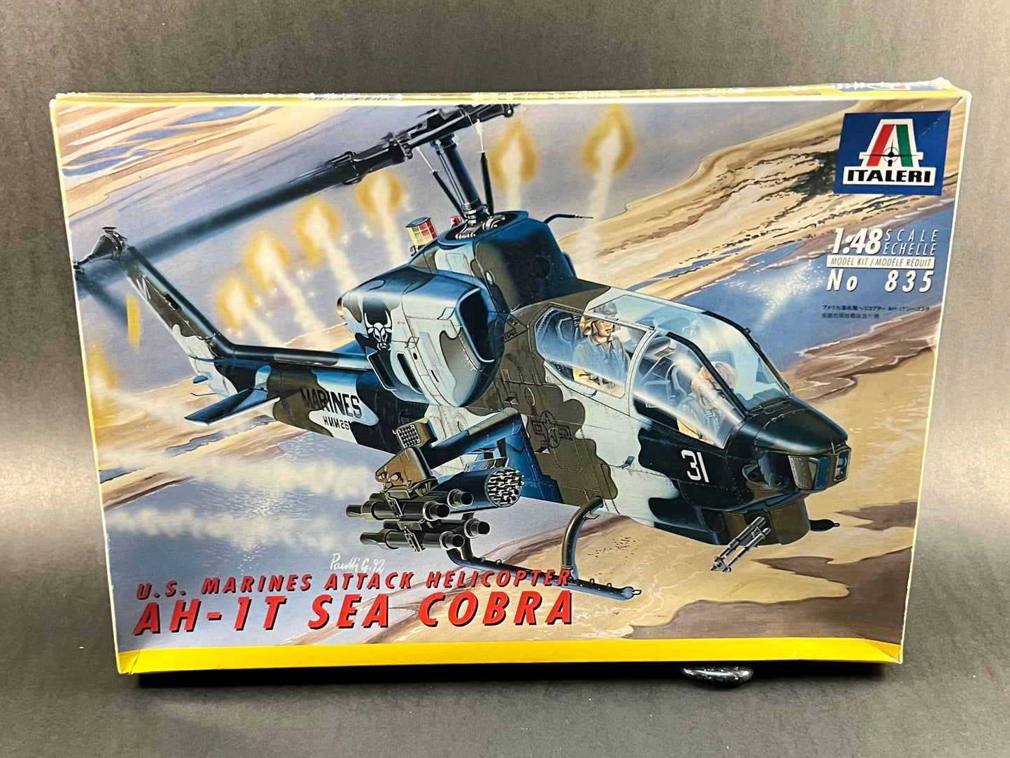 Italeri Model Kit 835 1:48 Scale AH-1T Sea Cobra US Marines Attack Helicopter