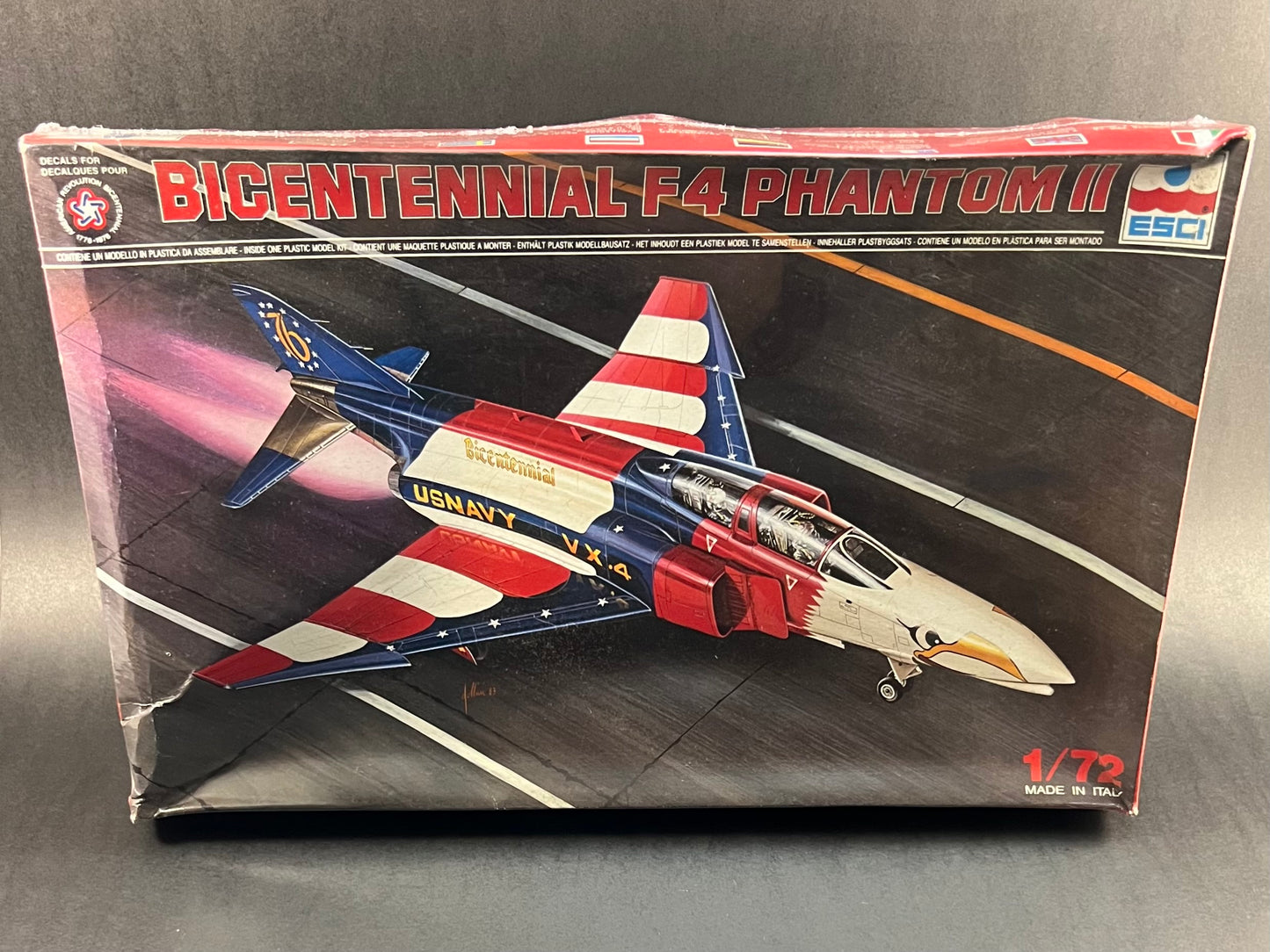 ESCI Model Kit 9033 1:72 Scale Bicentennial F4 Phantom II