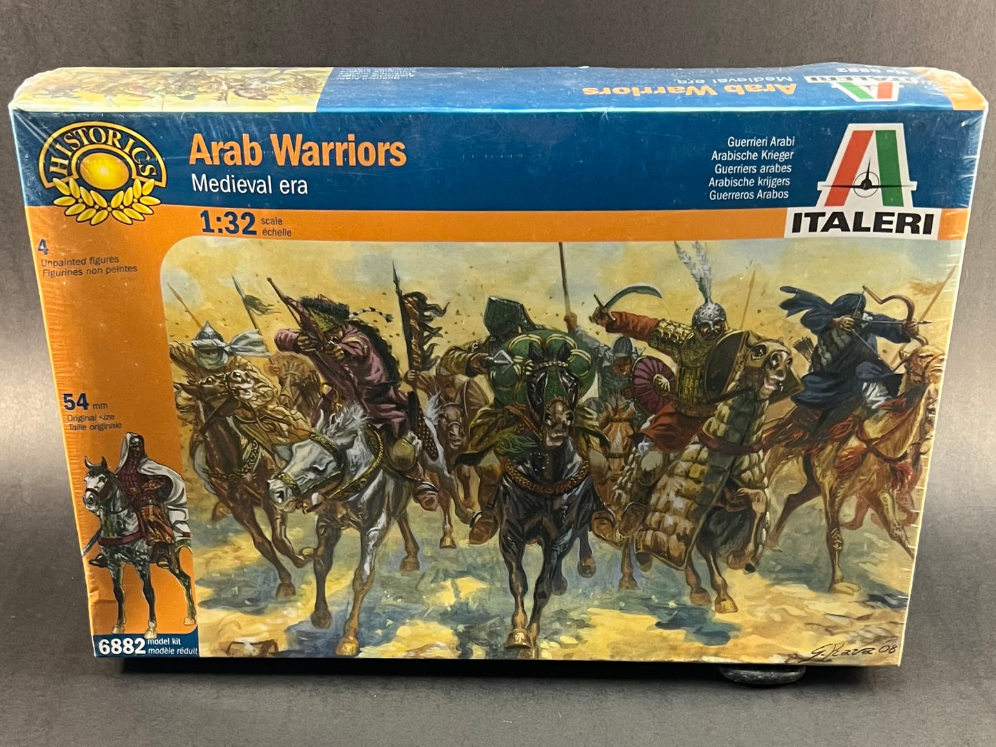 Italeri Model Kit 6882 1:32 Scale Arab Warriors Medieval Era