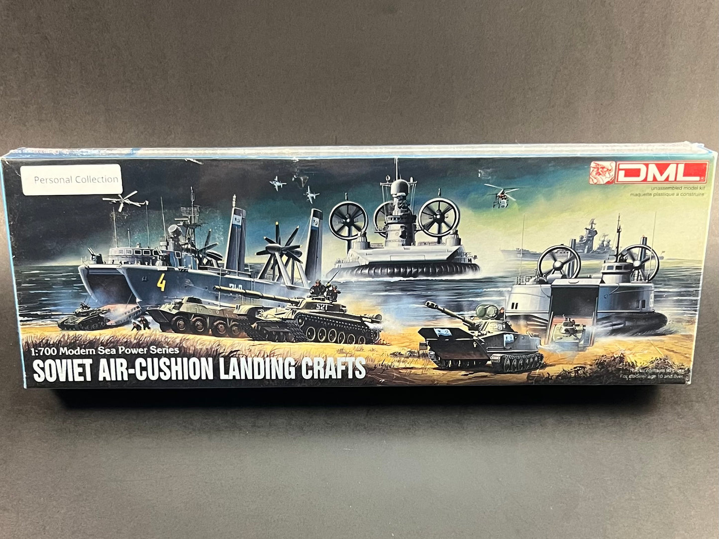 DML Model Kit 7011 1:700 Scale Soviet Air-Cushion Landing Crafts