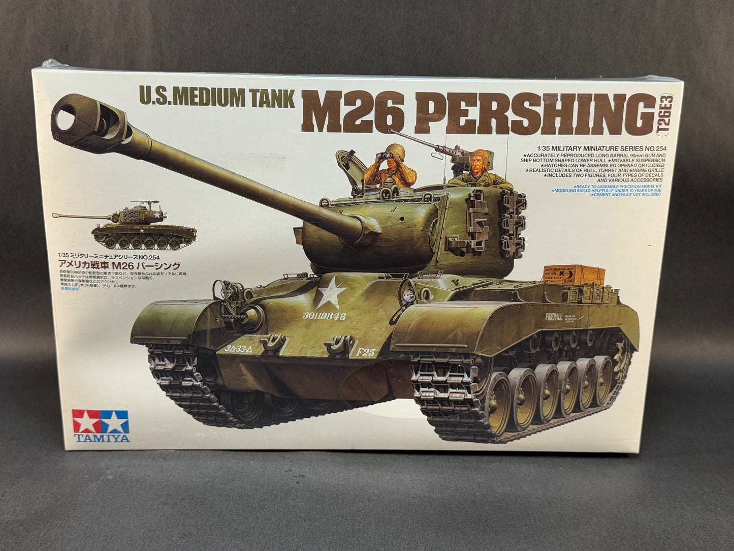 Tamiya Model Kit 35254 1:35 Scale M26 Pershing (T26E3) US Medium Tank