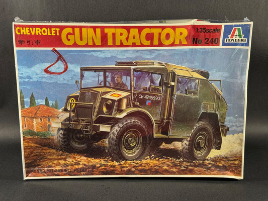 Italeri Model Kit 240 1:35 Scale Chevrolet Gun Tractor No. 240