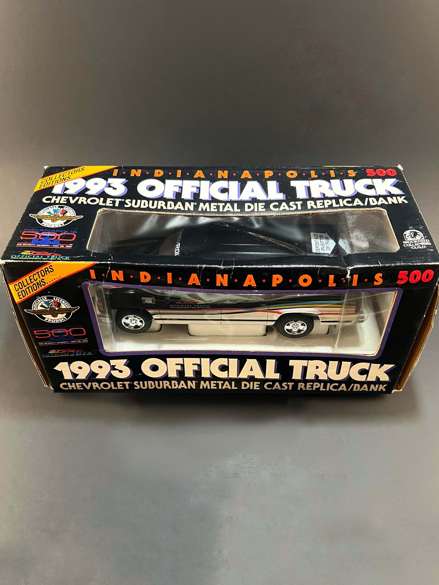 Brookfield Collectors Guild Indianapolis 500 1993 Official Truck Chevrolet Suburban