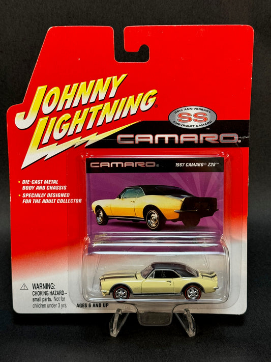 2002 Johnny Lightning 35th Anniversary Camaro SS 1967 Camaro Z28, Yellow