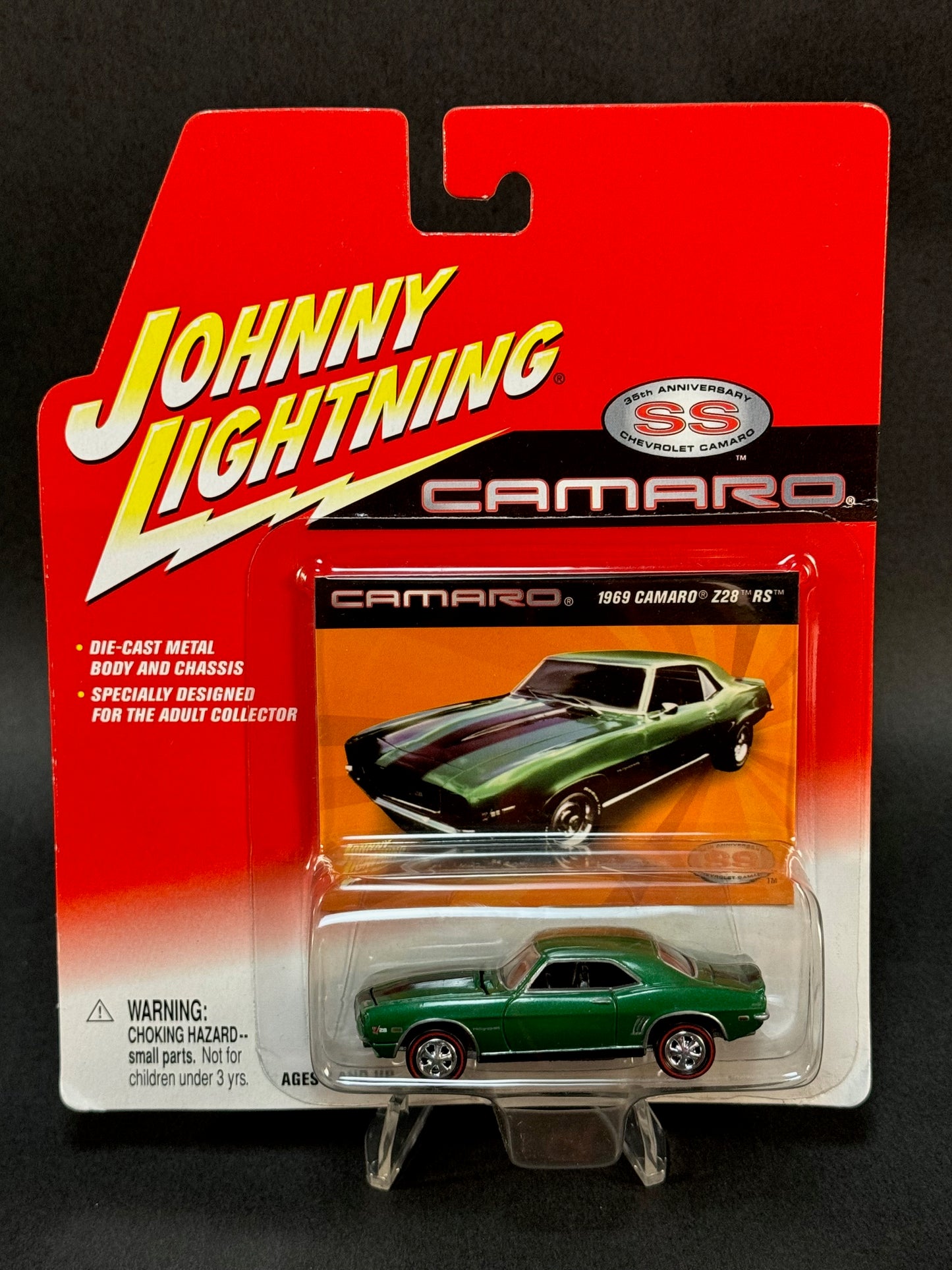 2002 Johnny Lightning 35th Anniversary Camaro SS 1969 Camaro Z28 RS, Green