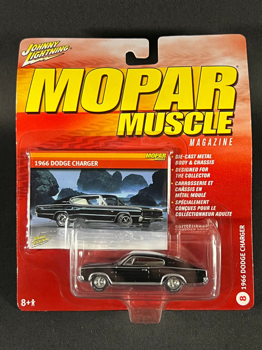 2005 Johnny Lightning Mopar Muscle Magazine #8 1966 Dodge Charger, Black