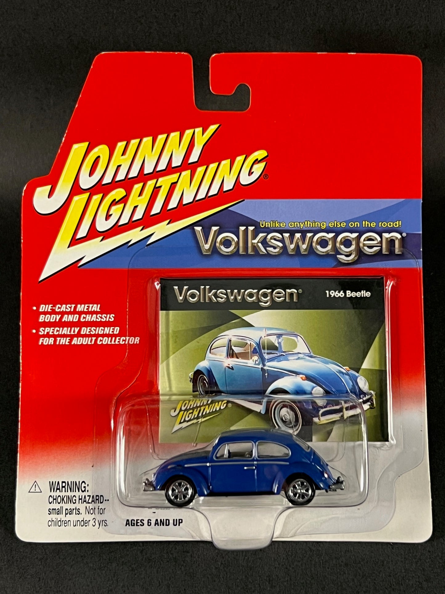 2002 Johnny Lightning Volkswagen Series 1966 Beetle, Blue