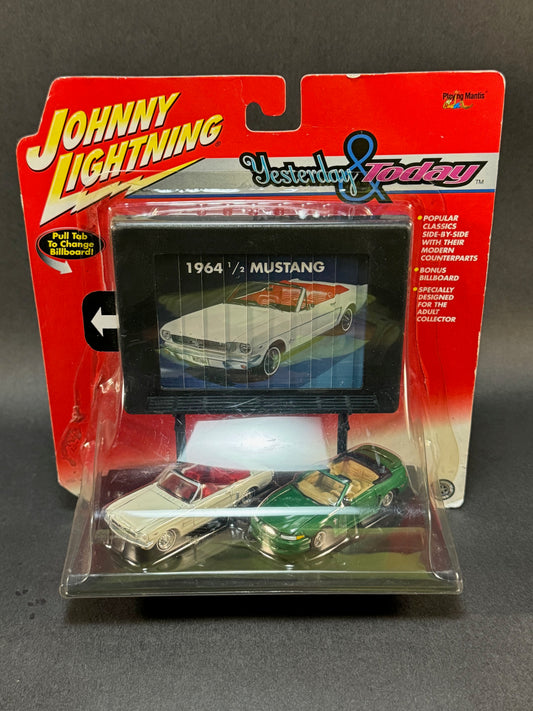 2001 Johnny Lightning Yesterday & Today 1964 1/2 and 2001 Mustang 2 Pack