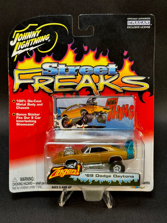 2003 Johnny Lightning Street Freaks Zingers! '69 Dodge Daytona, Gold