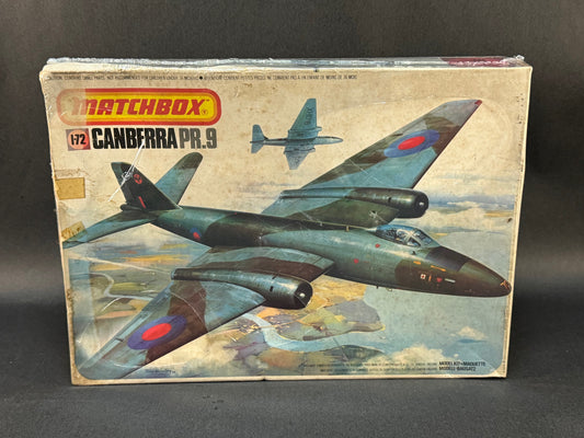 Matchbox Model Kit PK-408 1:72 Scale Canberra PR.9