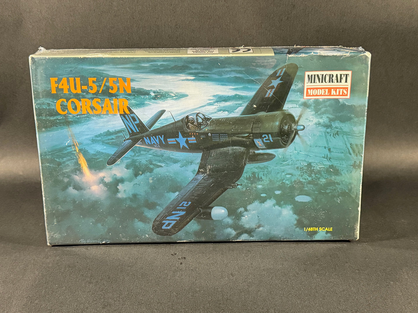 MiniCraft Model Kit 11617 1:48 Scale F4U-5/5N Corsair