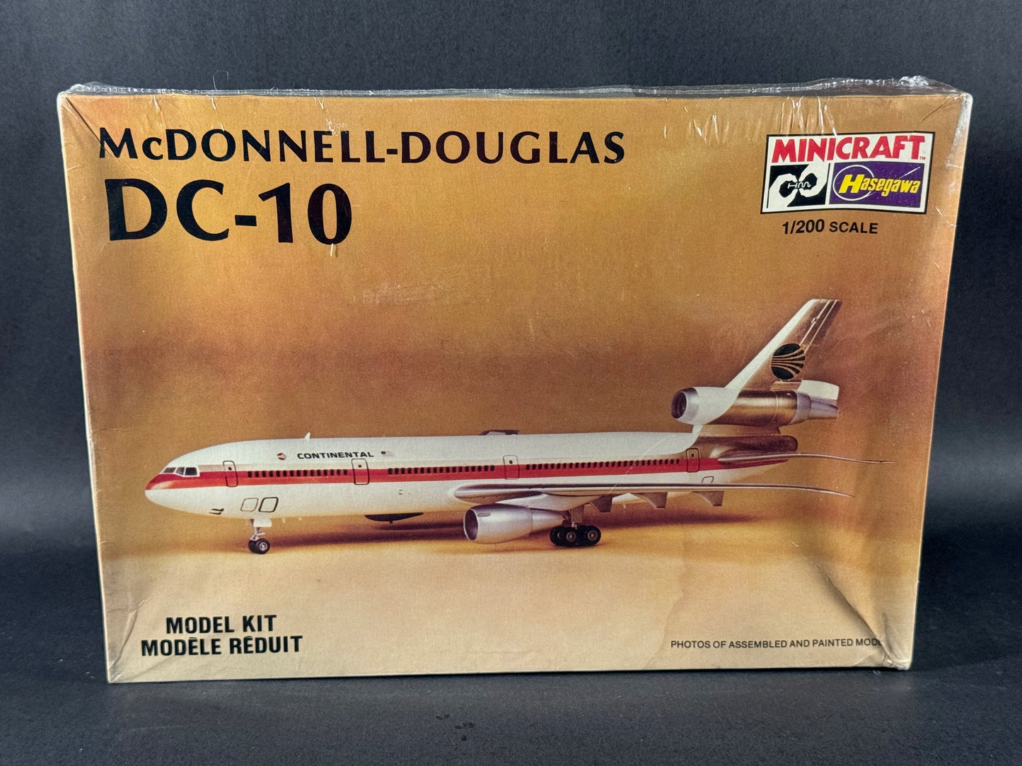 MiniCraft Hasegawa Model Kit 1158 1:200 Scale McDonnell Douglas DC-10