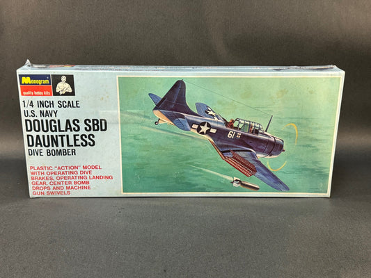 Monogram Model Kit PA54 1/4" Scale US Navy Douglas SBD Dauntless Dive Bomber