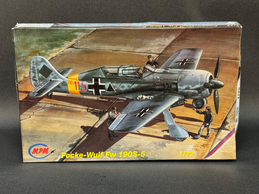 MPM Model Kit 72030 1:72 Scale Focke-Wulf Fw 190S-5