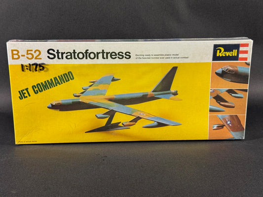 Revell Model Kit H-253 1:175 Scale B-52 Stratofortress Jet Commando