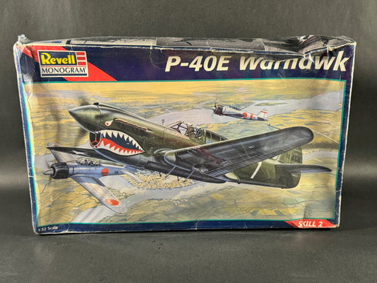 Revell Monogram Model Kit 85-4664 1:32 Scale P-40E Warhawk