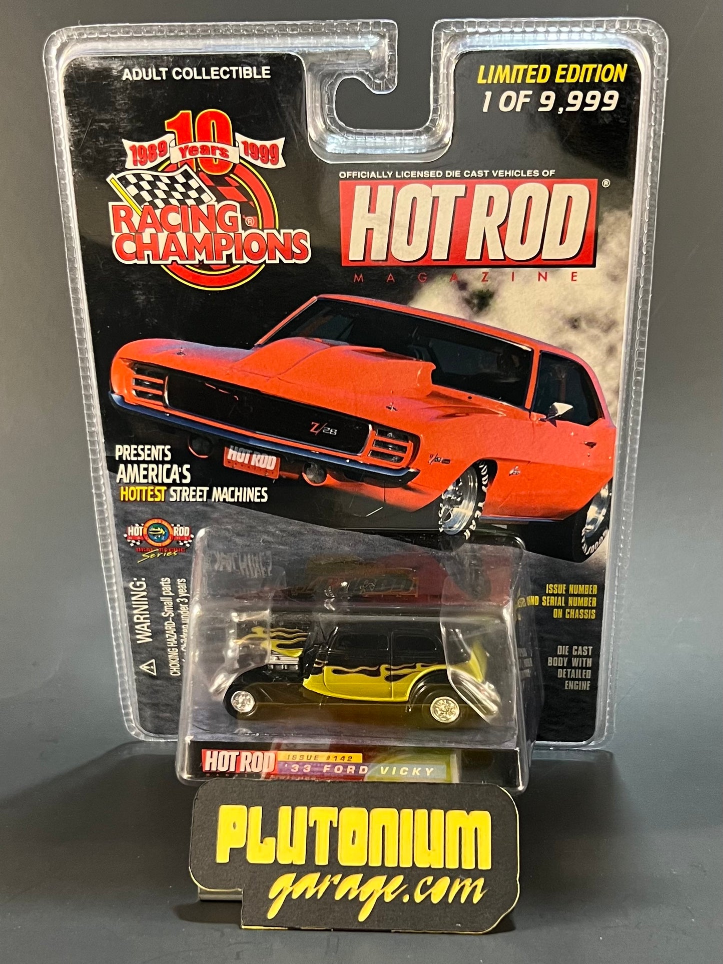 Racing Champions Hot Rod Magazine Issue #142 '33 Ford Vicky